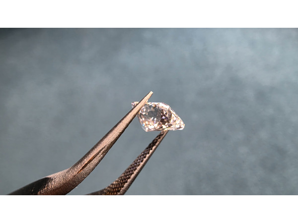 Diamant radiant 1.00 crt ( IGI gecertificeerd ) – foto 2 – kavel bij XL Auctions