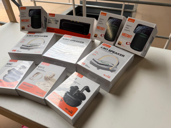 Mixpartij elektronica 10 stuks o.a. Speakers/oortjes - NIEUW – foto 3 – kavel bij XL Auctions