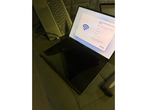 ASUS Zenbook Duo OLED Ultra 9 32GB 1TB | onderscherm kapot – foto 2 – kavel bij XL Auctions