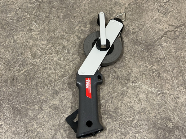 2x Sola meetlint 20m TRR20 – foto 3 – kavel bij XL Auctions