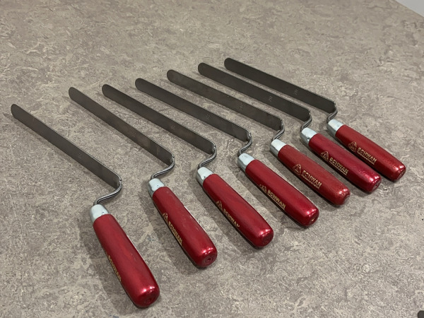 Schwan pleister- en voeggereedschap set 15-delig – foto 4 – kavel bij XL Auctions