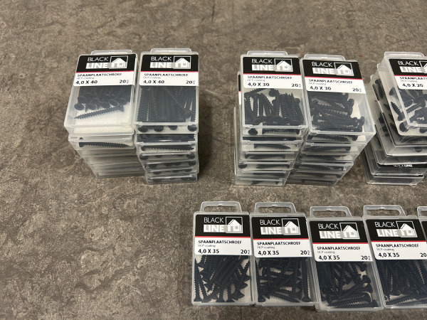 Blackline spaanplaatschroeven HCP zwart set 60-delig – foto 4 – kavel bij XL Auctions