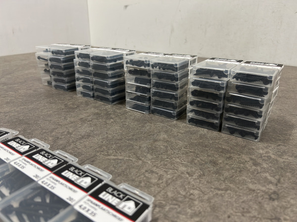 Blackline spaanplaatschroeven HCP zwart set 60-delig – foto 5 – kavel bij XL Auctions