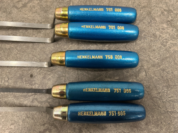 Jung Henkelmann voegspijkers set 21-delig – foto 9 – kavel bij XL Auctions