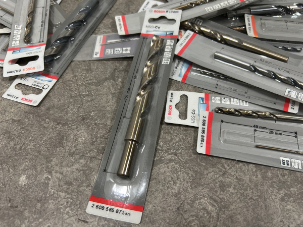 Bosch partij metaalboren – foto 5 – kavel bij XL Auctions