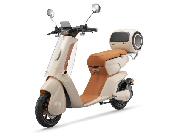 Keren Stardust elektrische scooter – wit – 45 km/u – foto 2 – kavel bij XL Auctions