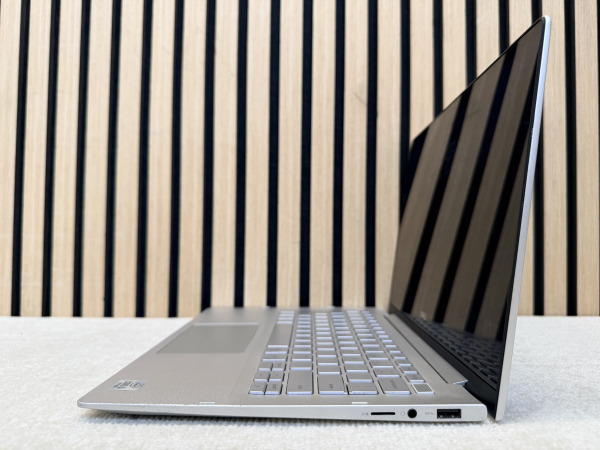 Dell Inspiron 7391 2N1 | Core i5-10210U | 8GB | 256GB NVMe – foto 8 – kavel bij XL Auctions