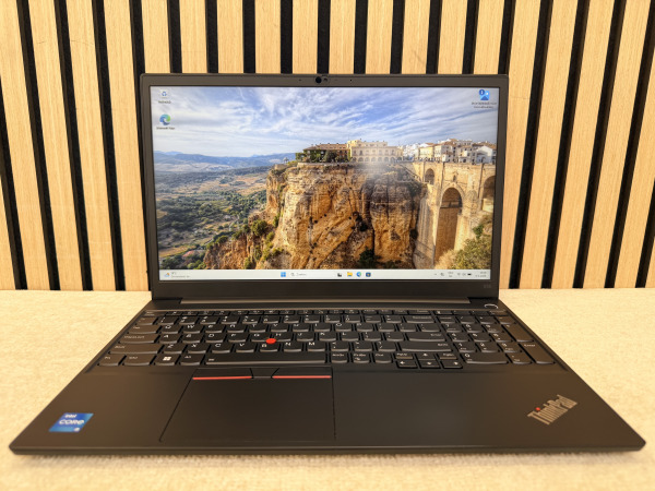 Lenovo ThinkPad E15 Gen 2 | i5-1135G7 | 8GB | 256GB  NVMe