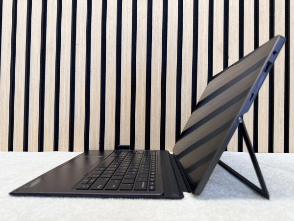 HP Pro x2 612 G2 | Core M3-7Y30 | 4GB | 128GB NVMe – foto 3 – kavel bij XL Auctions
