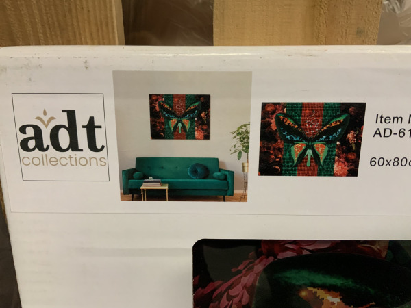 Glasschilderij Gucci vlinder en slang 60x80cm – foto 2 – kavel bij XL Auctions