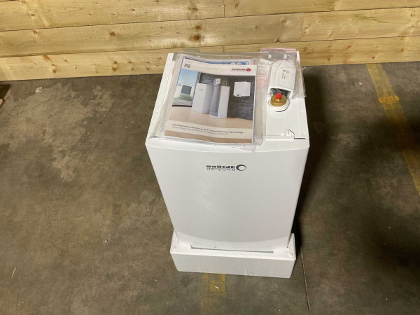 lucht/water-warmtepomp 11kW BLW Split (c) – foto 9 – kavel bij XL Auctions