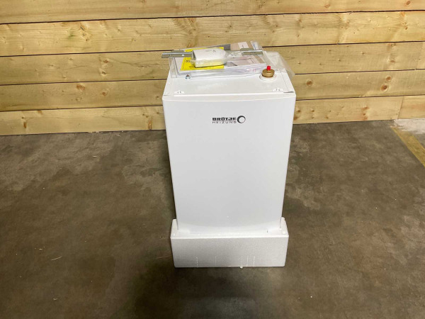 lucht/water-warmtepomp 11kW BLW Split C met verwarmelement – foto 7 – kavel bij XL Auctions