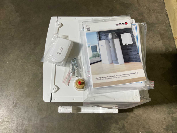 lucht/water-warmtepomp 11kW BLW Split C met verwarmelement – foto 8 – kavel bij XL Auctions