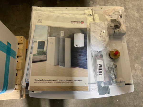 lucht/water-warmtepomp 6kW BLW Mono met verwarmelement – foto 9 – kavel bij XL Auctions