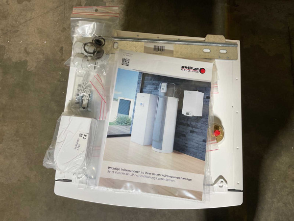 lucht/water-warmtepomp 8kW BLW Mono met verwarmelement – foto 9 – kavel bij XL Auctions