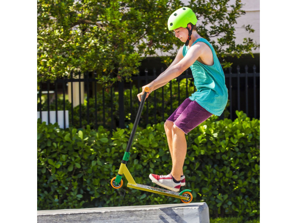 Stuntstep Street Life in zwart geel – foto 10 – kavel bij XL Auctions