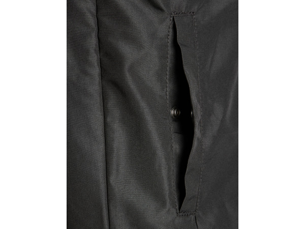 Jack & Jones Mash Bomber Zwart - M – foto 2 – kavel bij XL Auctions