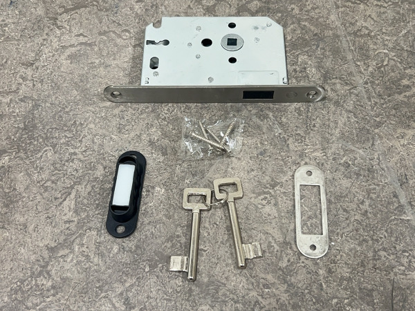 10x Intersteel klavierslot met sluitplaat 55mm – foto 3 – kavel bij XL Auctions