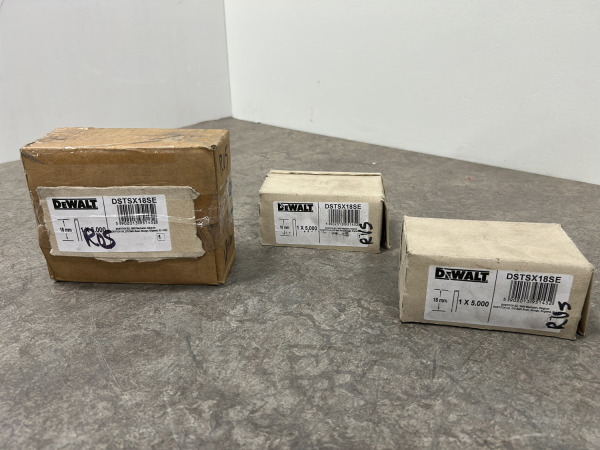 DeWalt nietjes set 7-delig – foto 2 – kavel bij XL Auctions
