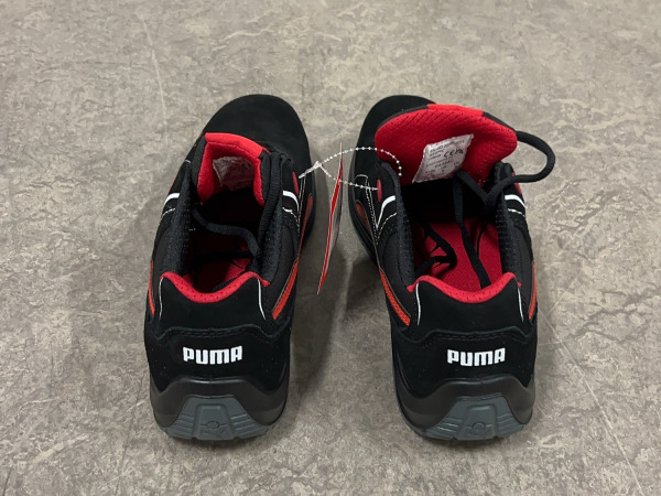 Puma veiligheidsschoen maat 42 S3 Touring zwart/rood – foto 5 – kavel bij XL Auctions