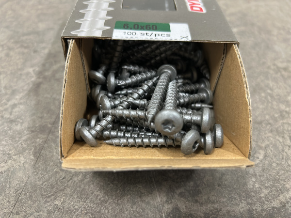 6x Dynaplus spaanplaatschroef ø6x60mm 100-pack – foto 2 – kavel bij XL Auctions