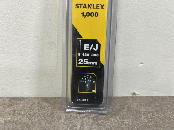8x Stanley brads 25mm type J 1000-pack – foto 2 – kavel bij XL Auctions