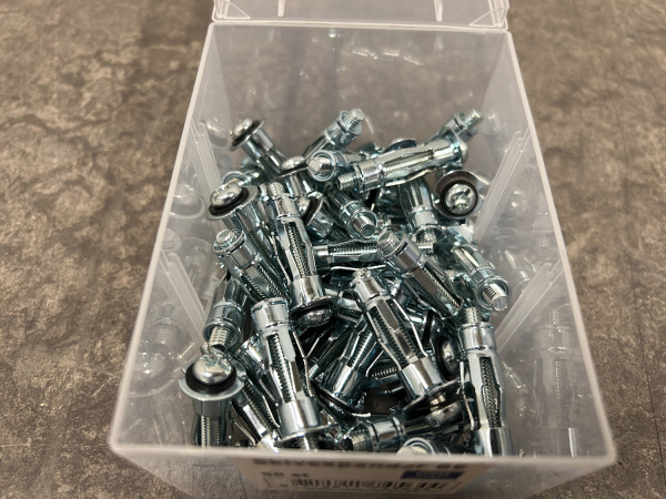 8x Ahlgrens spreidplug 6E ø12x32mm 50-pack – foto 4 – kavel bij XL Auctions