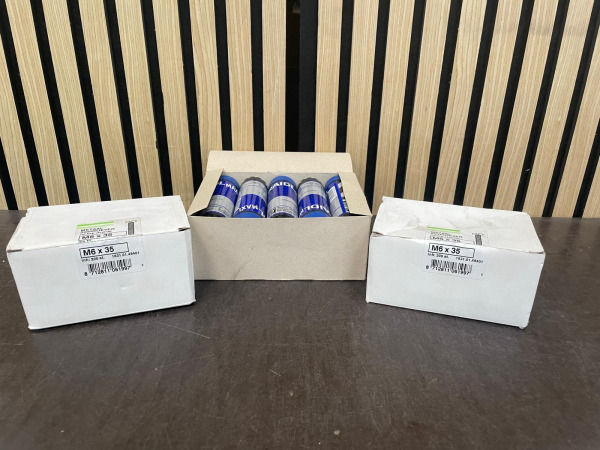 Partij Metaalschroeven M6x35 + RAID-MAX Smeermiddel – foto 2 – kavel bij XL Auctions