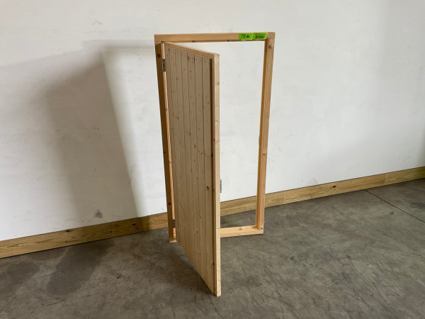 10x Vuren dichte deur met kozijn 76x154 cm – foto 7 – kavel bij XL Auctions