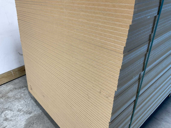 20x MDF plaat 2620x1042mm ongegrond 12mm – foto 5 – kavel bij XL Auctions