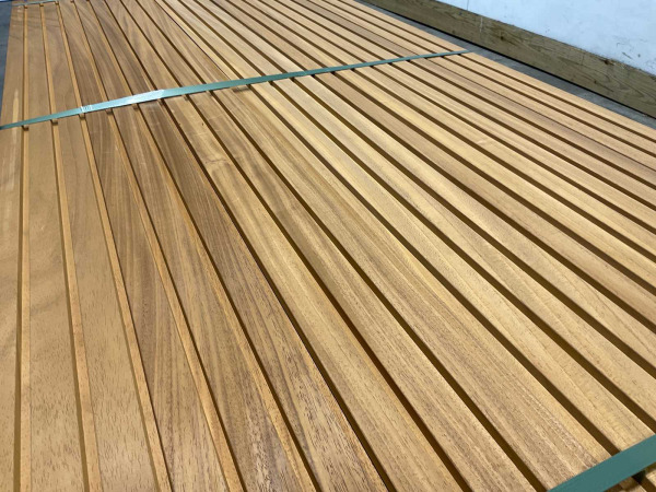 25x ThermoWood Ayous Rib3 gevelbekleding 210x14x1,7cm – foto 3 – kavel bij XL Auctions