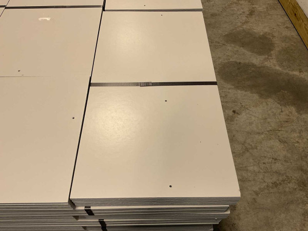 1008x Cedral leisteen 3G - betongrijs - 60x32cm – foto 4 – kavel bij XL Auctions