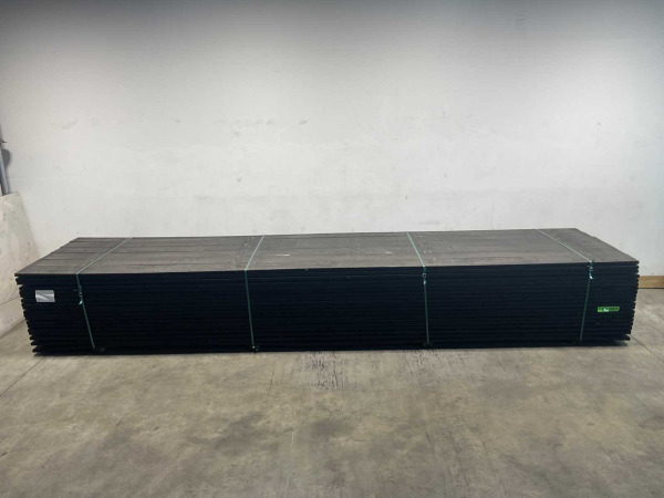 25x Vuren plank geschaafd zwart geïmpregneerd 500x19,5x2,5 cm – foto 2 – kavel bij XL Auctions