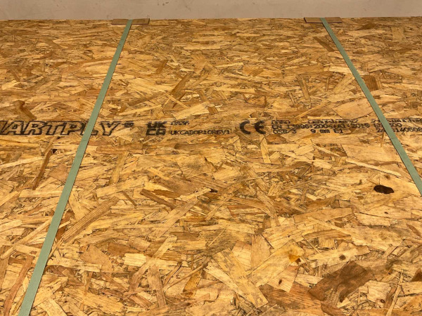 25x OSB-plaat 237x125x0,9 cm – foto 3 – kavel bij XL Auctions