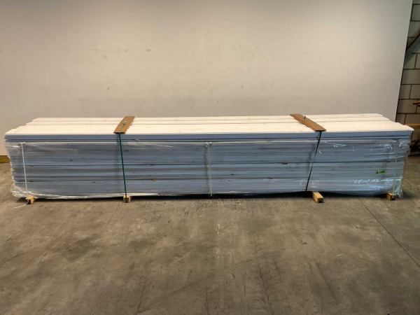 25x Vuren sponningplank wit gespoten 500x19,5x1,8cm – foto 2 – kavel bij XL Auctions