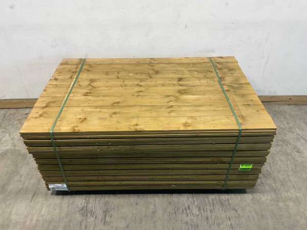 125x Midden-Europees vuren plank fijnbezaagd 179,5x14,5x1,9 cm – foto 2 – kavel bij XL Auctions