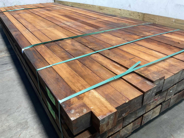 25x Hardhouten paal gepunt 300x6x6cm – foto 3 – kavel bij XL Auctions