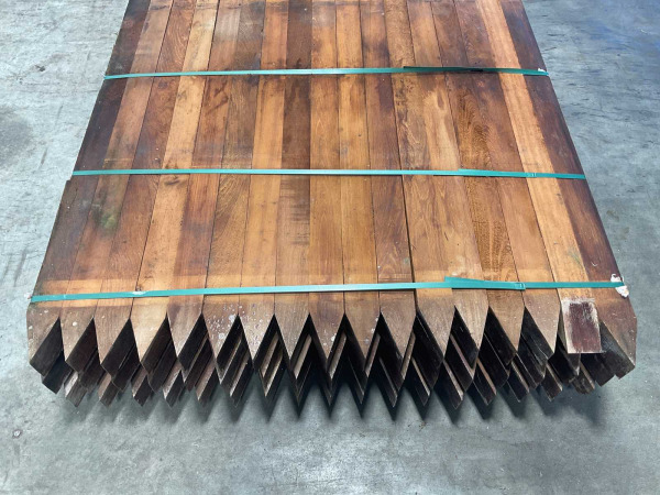25x Hardhouten paal gepunt 300x6x6cm – foto 4 – kavel bij XL Auctions