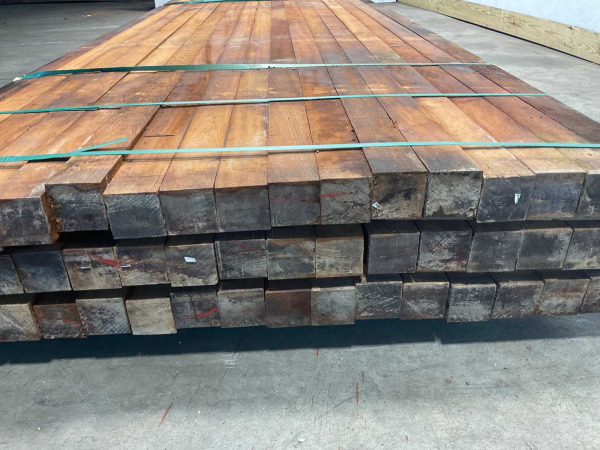 25x Hardhouten paal gepunt 300x6x6cm – foto 6 – kavel bij XL Auctions