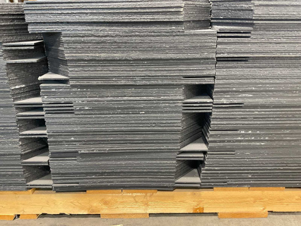 1008x Cedral Leisteen Brandklasse A2 Zwart 40x40cm – foto 6 – kavel bij XL Auctions
