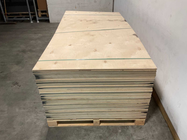 10x Multiplex-plaat 250x125x0,9cm – foto 3 – kavel bij XL Auctions