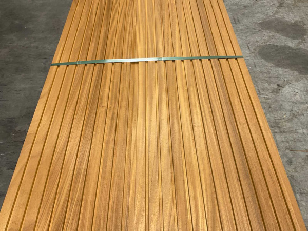 25x ThermoWood Ayous Rib3 gevelbekleding 210x14x1,7cm – foto 4 – kavel bij XL Auctions