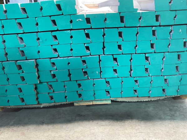 10x Hardhouten raamhout profiel-RO - 590x7,8x5,4cm – foto 5 – kavel bij XL Auctions