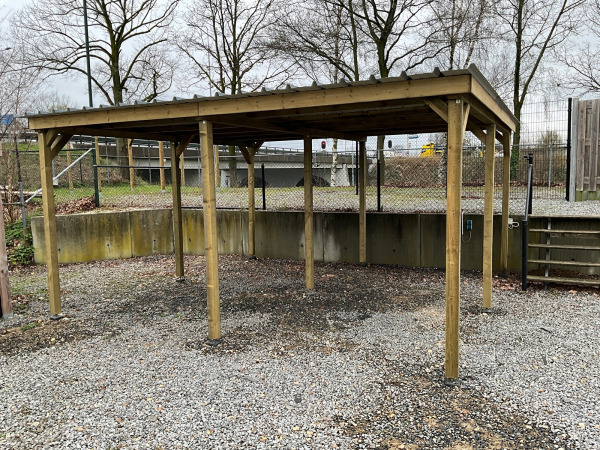 Vrijstaande carport 750x520x247cm – foto 2 – kavel bij XL Auctions