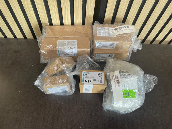 Partij Siemens SIRIUS Componenten & WAGO Toebehoren – 012 – foto 2 – kavel bij XL Auctions