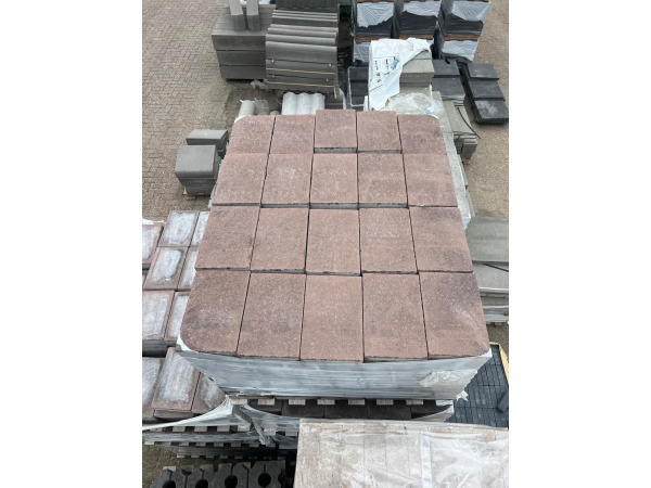 80m2 Betontegel Red Antique 30x20x6 Cm – foto 3 – kavel bij XL Auctions