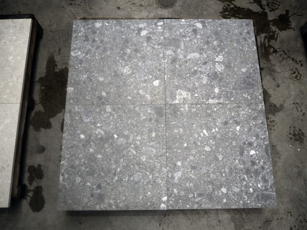43,2 M2 Keramische Tegel Estate de Luxe Antraciet 60x60x2 Cm – foto 3 – kavel bij XL Auctions