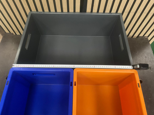 Set van 3 Kunststof Opbergbakken – foto 2 – kavel bij XL Auctions