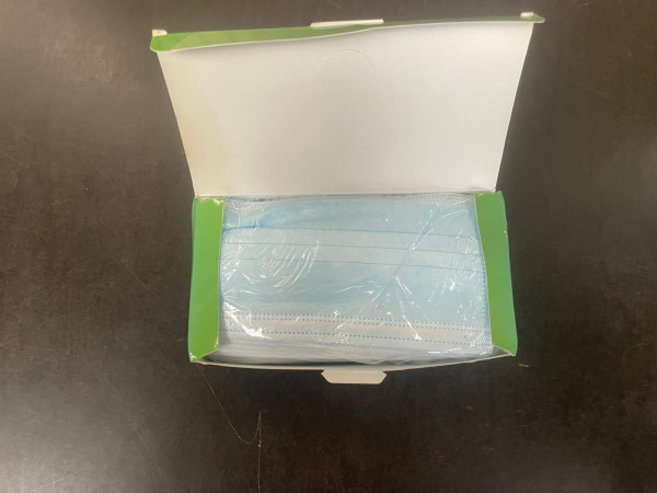 KERBL Mondmaskers 3-Laags – Doos van 50 Stuks – foto 2 – kavel bij XL Auctions