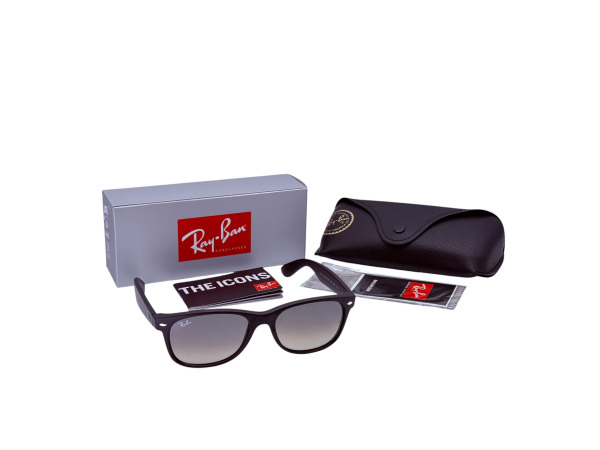 Ray-Ban | Tijdloze New Wayfarer Zonnebril